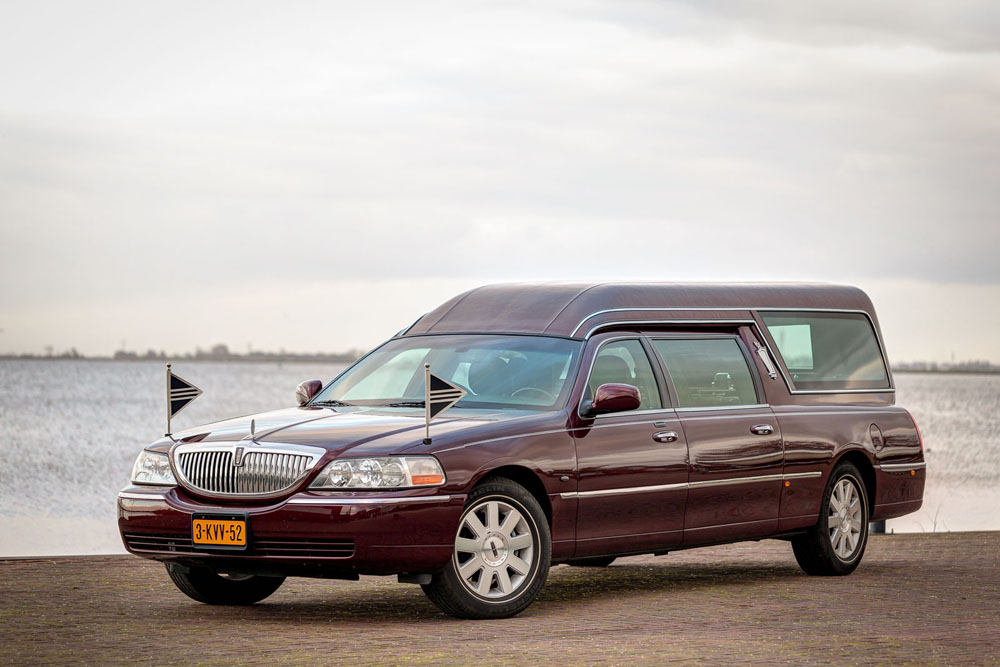 bordeaux rode rouwauto